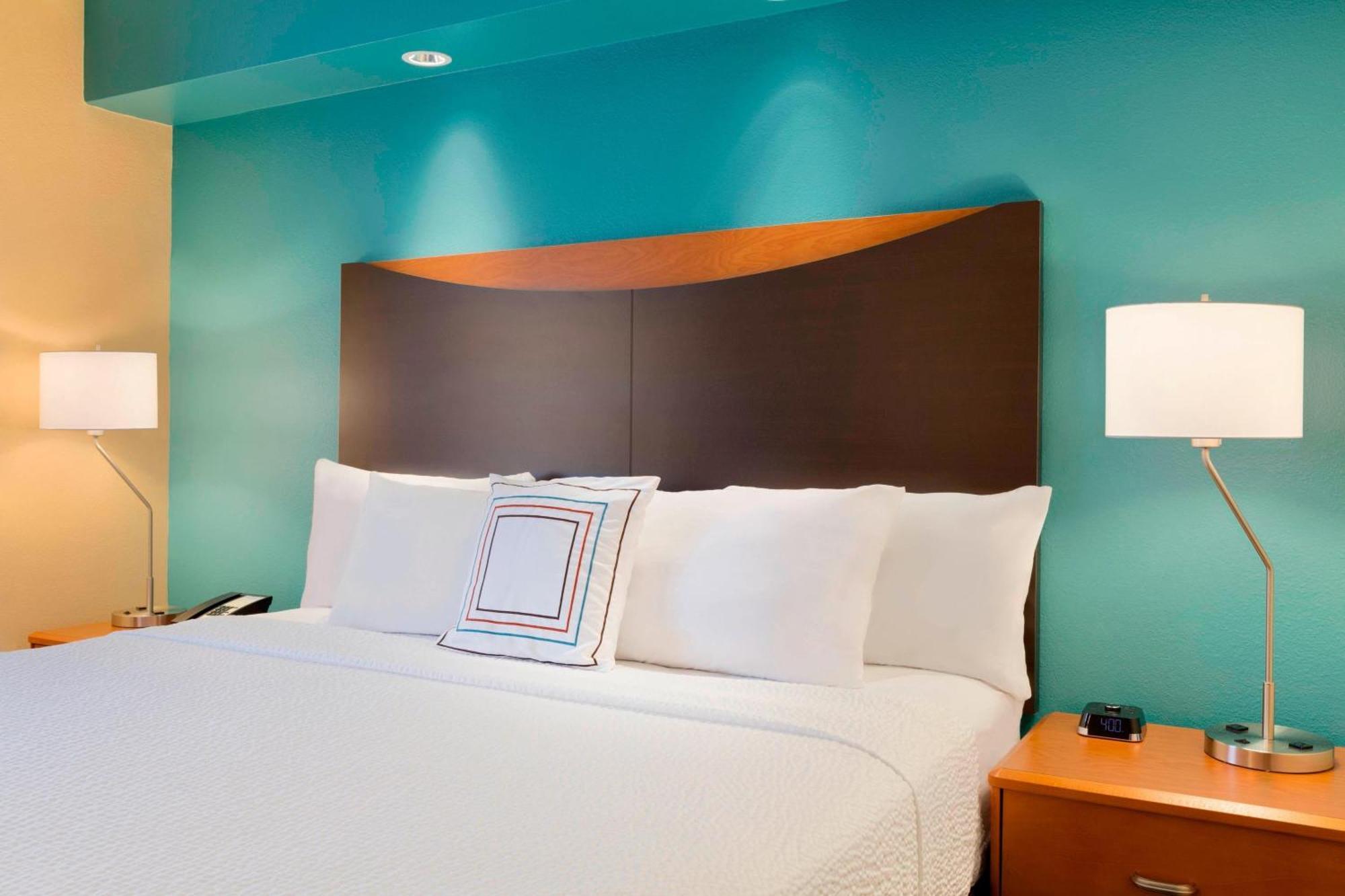 Fairfield Inn & Suites Fort Worth University Drive Екстер'єр фото