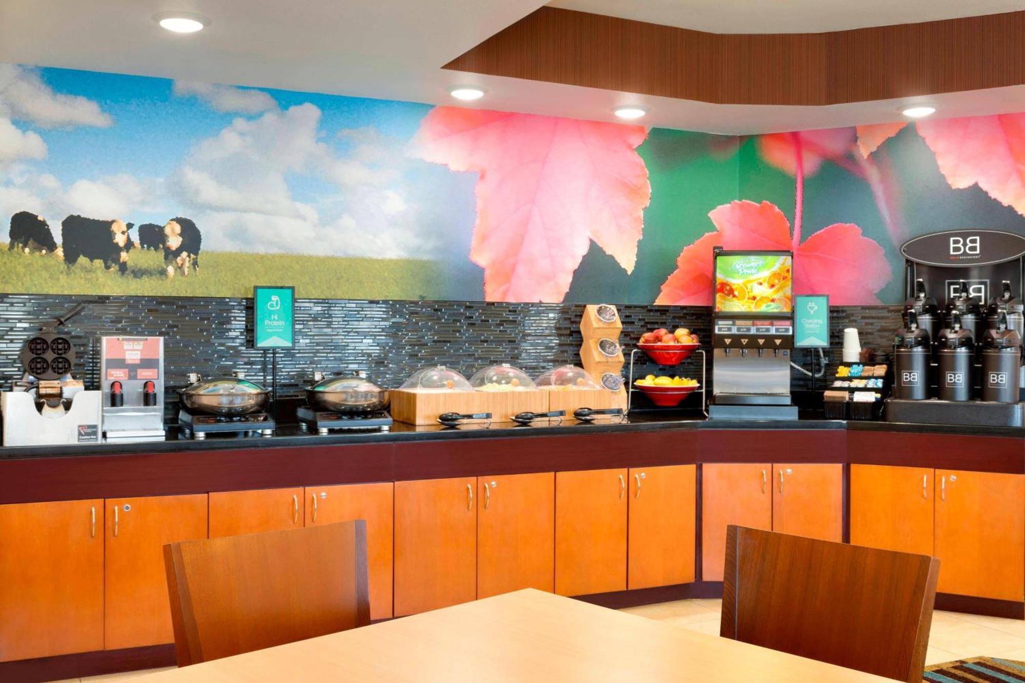 Fairfield Inn & Suites Fort Worth University Drive Екстер'єр фото